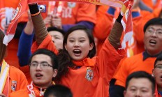 开云体育下载-胜利的喜悦，球员们欢欣鼓舞