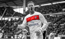 开云体育在线-赛道与球场的双重奏，F1揭幕战与湖人争冠战的激情碰撞