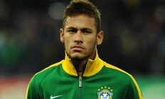 开云在线直播-暗夜引擎与冷血中投，当F1街道赛的轰鸣遇见德罗赞的沉默证明