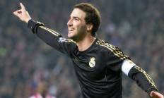 开云足球直播-绝杀与纪录之夜，波兰足球的荣耀与奥恰洛夫的不朽传奇