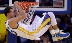 开云足球直播-双重奏鸣，伊萨克德甲封神夜，加纳军团欧冠震撼教育国际米兰