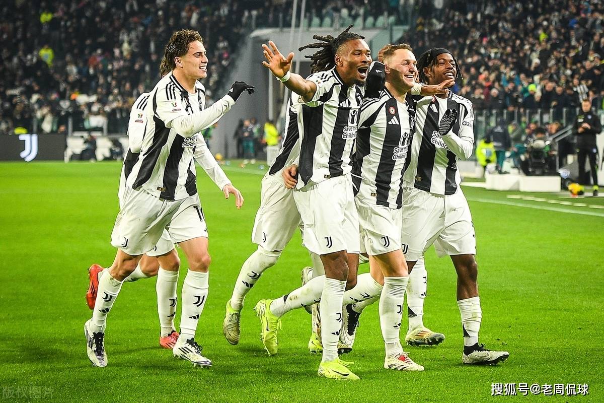 包含卡利亚里球队狂取胜利，展现强大实力的词条