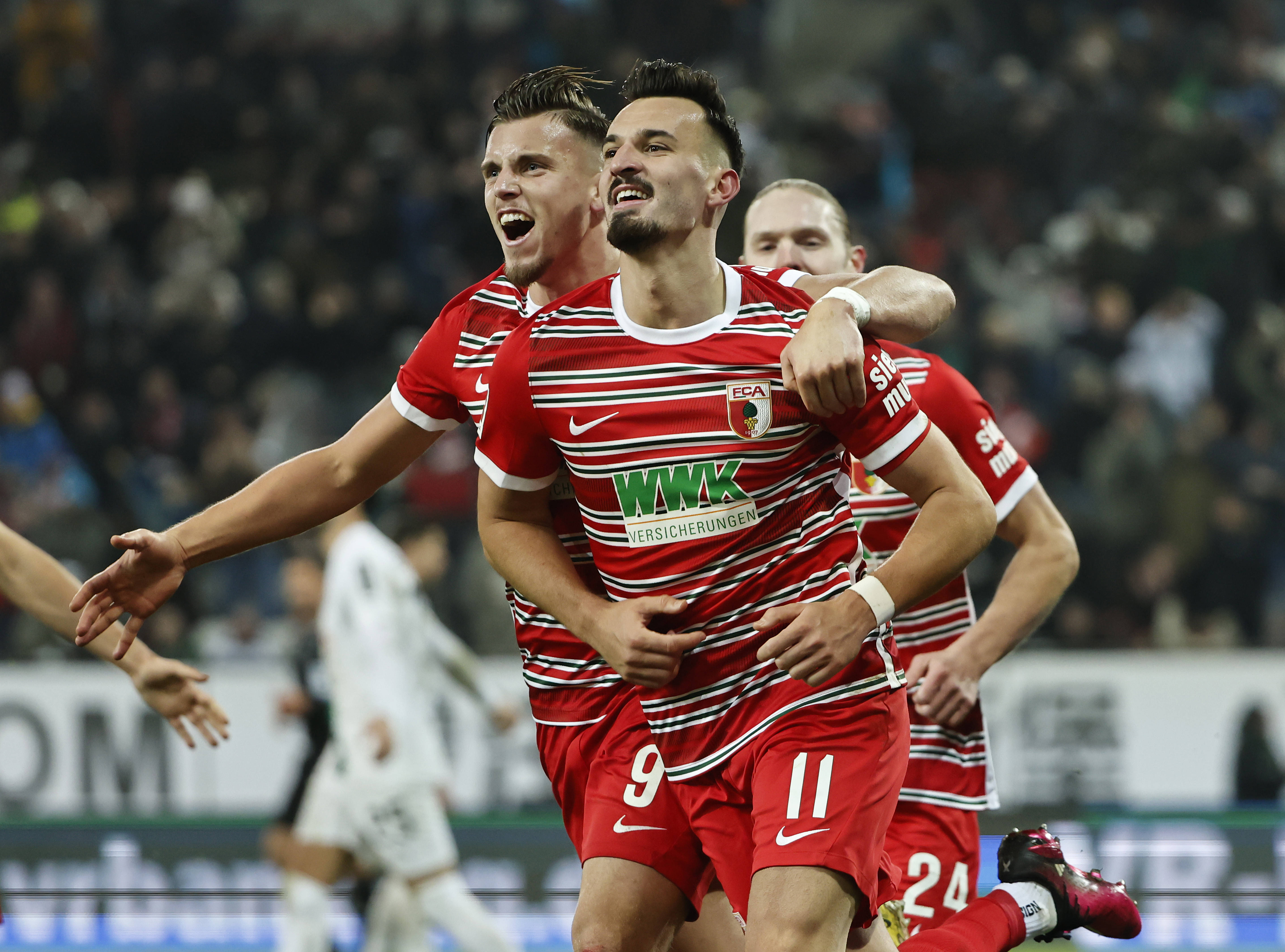 奥格斯堡在主场-战平斯图加特的简单介绍 奥格斯堡在主场-战平斯图加特的简单介绍