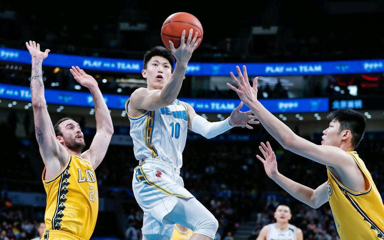 关于澳大利亚劲旅抗衡东亚究竟谁是强者，亚洲足球豪强争锋的信息