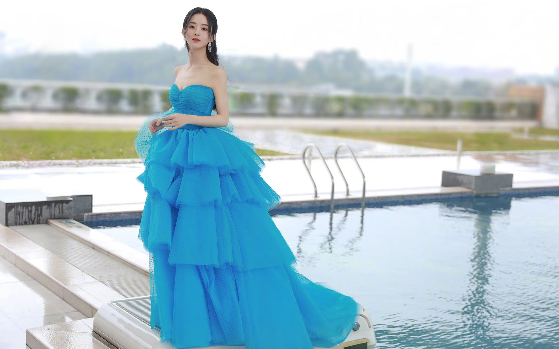 太阳关键战突围雄鹿,布伦森化身关键先生照亮晋级之路