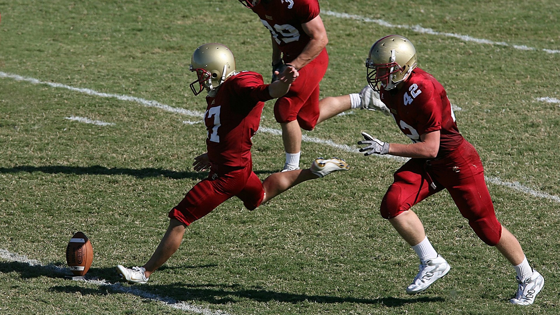 赛道之外,当F1争冠焦点与马赛-南非历史相遇